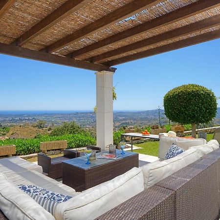 La Escala - 6 Bedroom Villa With Pool 米哈斯 外观 照片