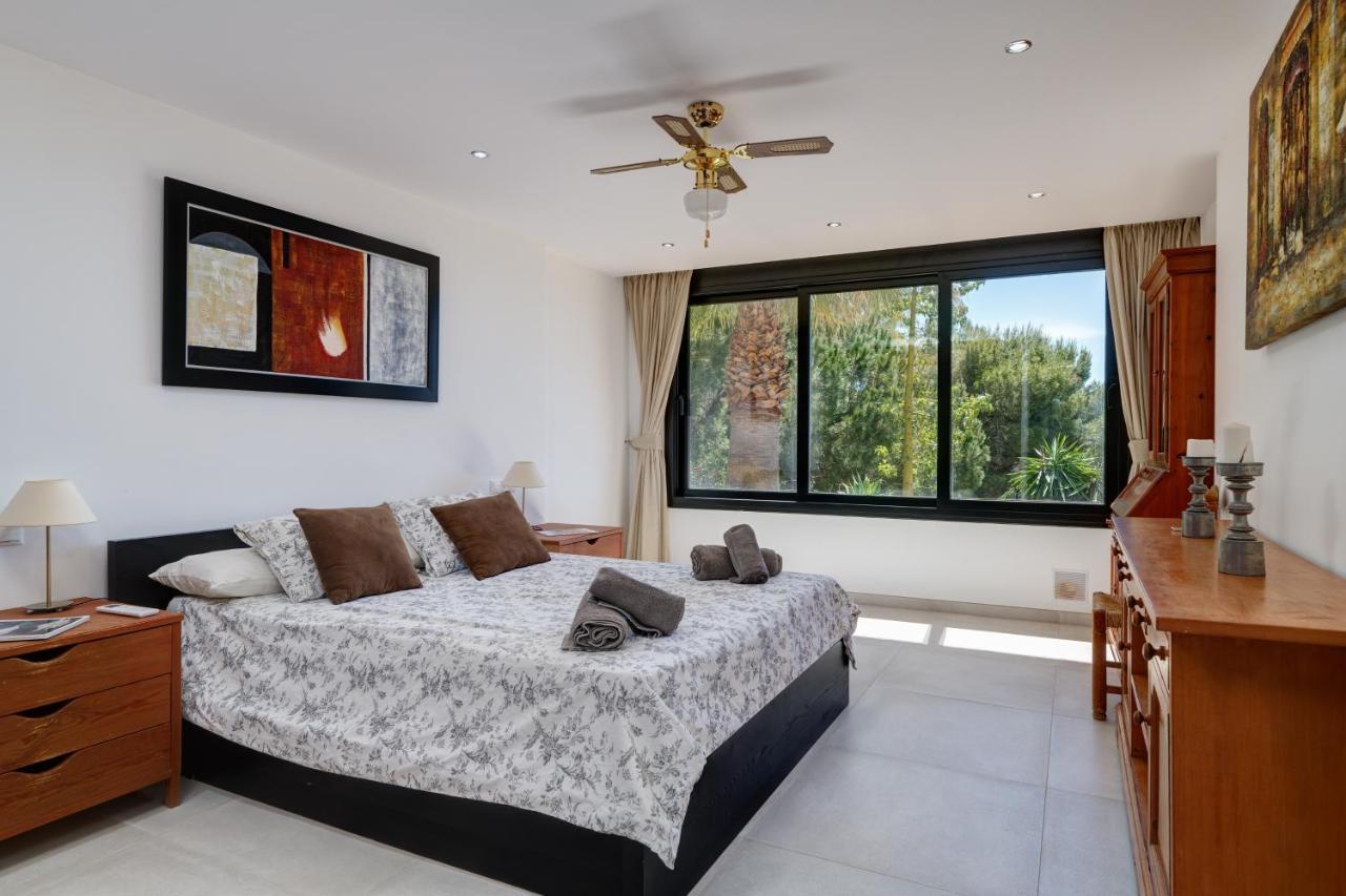 La Escala - 6 Bedroom Villa With Pool 米哈斯 外观 照片