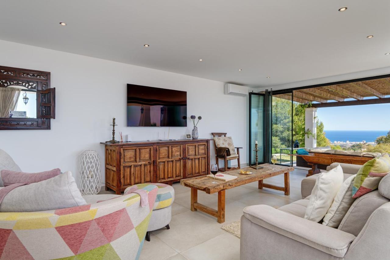 La Escala - 6 Bedroom Villa With Pool 米哈斯 外观 照片