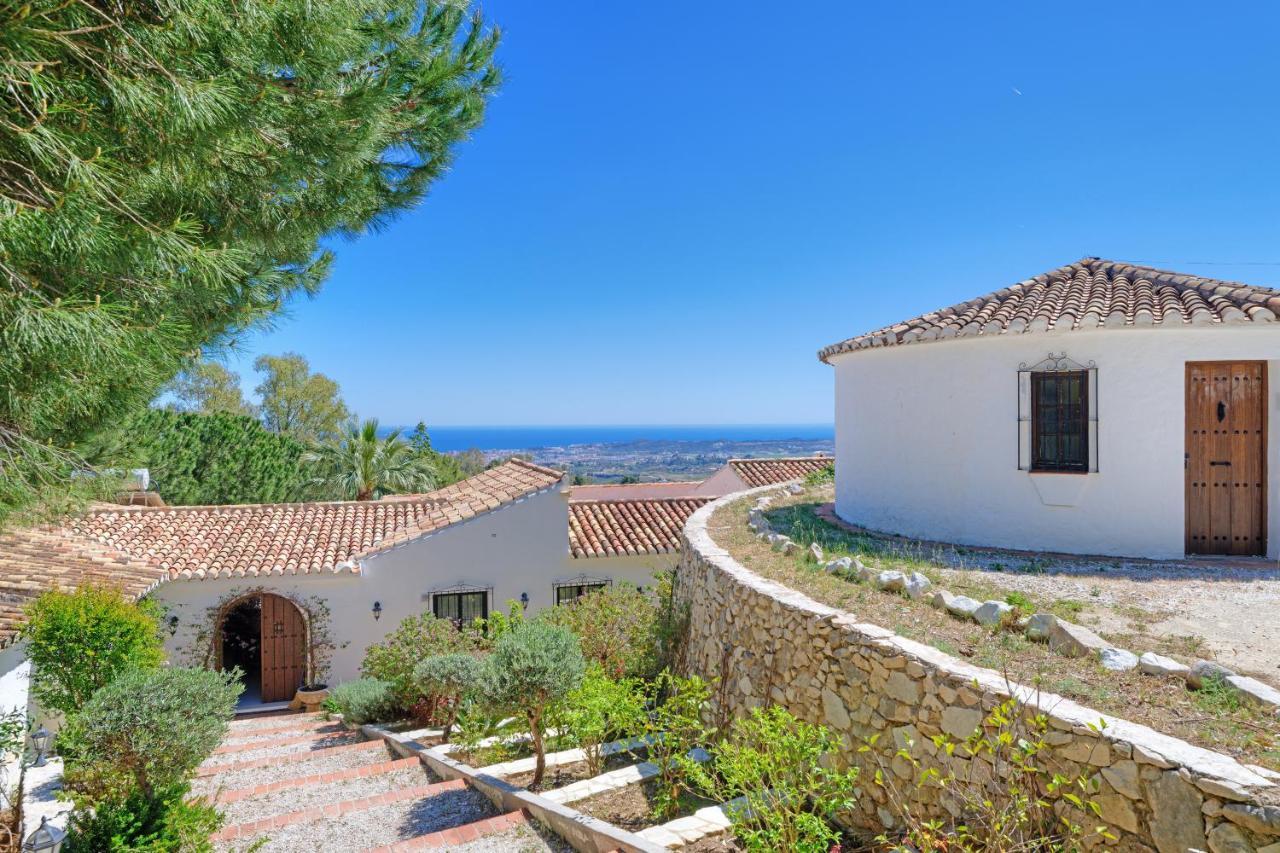 La Escala - 6 Bedroom Villa With Pool 米哈斯 外观 照片